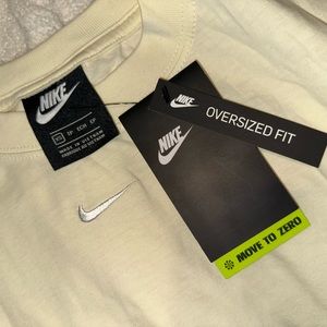 nike | oversized cream tshirt in size xs BNWT
